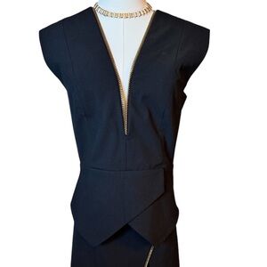 MICHELLE MASON Tailored Chic Plunging Neckline w Gold Zipper Black Top